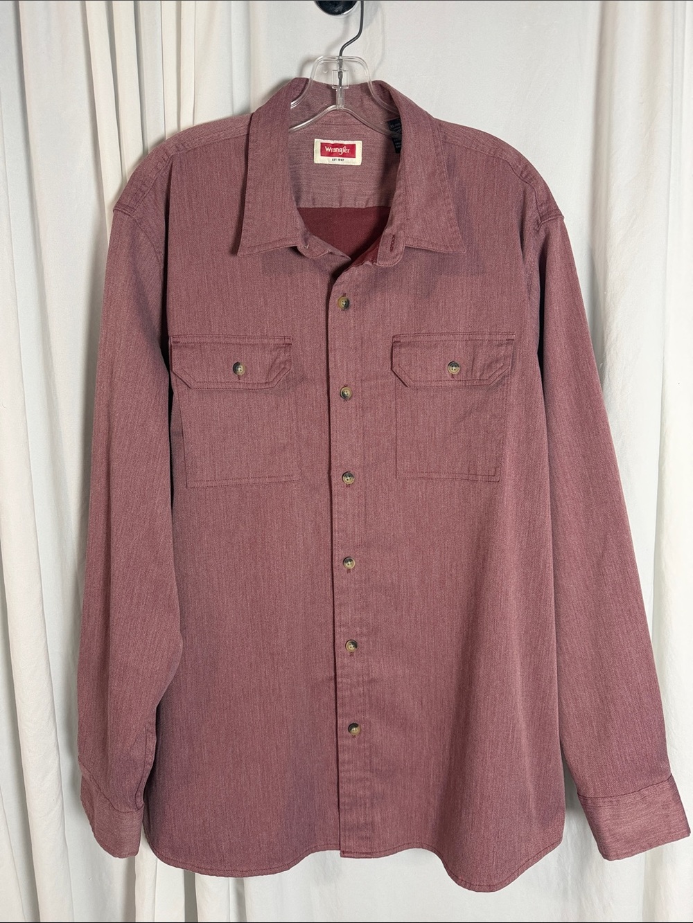 Wrangler Men's Long Sleeve Button-Down Shirt